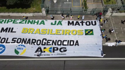 Estudantes fazem manifestação durante visita de Queiroga à USP