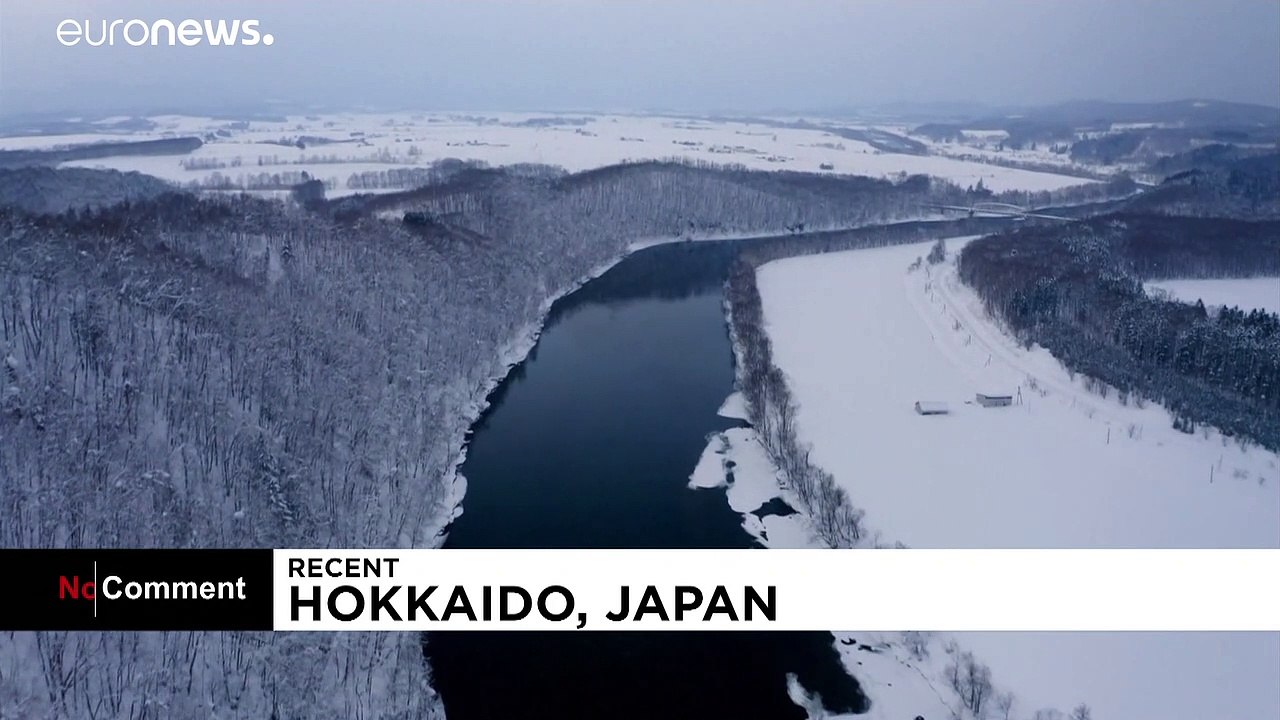 Japan: Mysteriöse Eisblöcke steigen auf