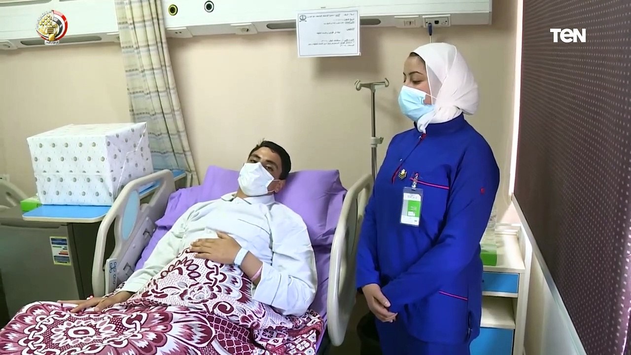 زيارة الفريق أول محمد زكى القائد العام للقوات المسلحة للمرضى والمصابين بالمجمع الطبى للقوات المسلحة