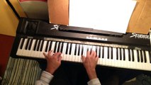 Basic Swing comp pattern. Left-hand bass. Blues in C major. Piano/Keyboard. [Rich Clark Music]