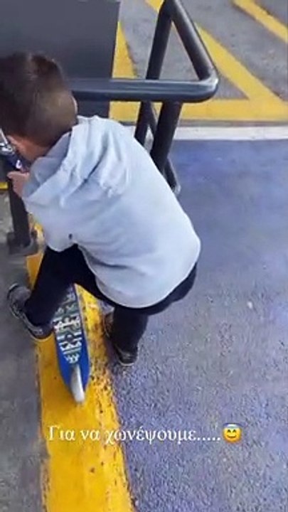 Άφωνη η Φαίη Σκορδά! Δεν πάει ο νους σου τι έκανε ο μικρός γιος της, Δημήτρης