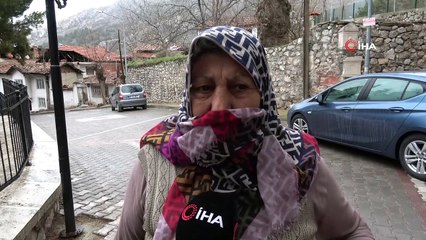 Saliha Nine hırsızları yakalattı, mahalleyi yanmaktan kurtardı