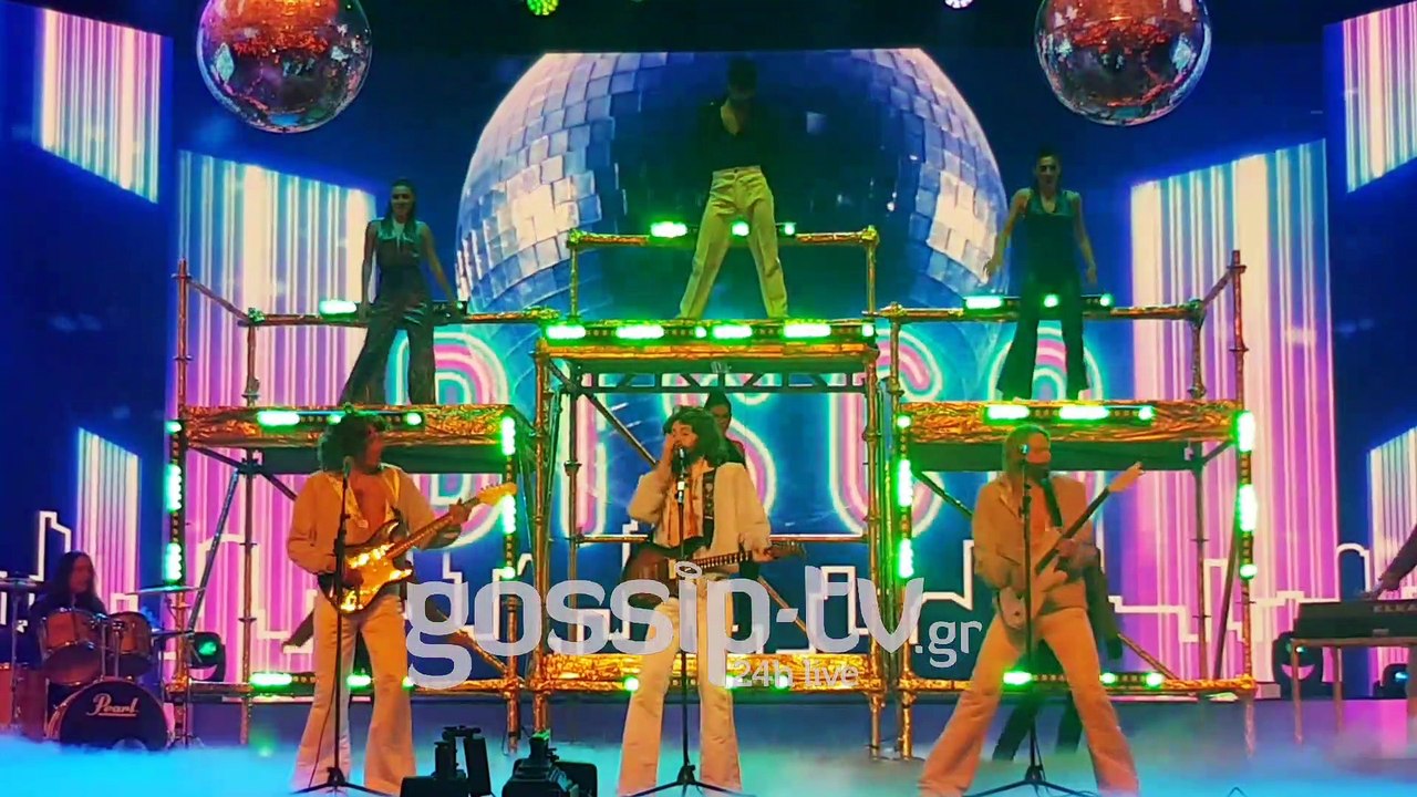 YFSF All Star: Η Μπέτυ Μαγγίρα έγινε αγνώριστη...