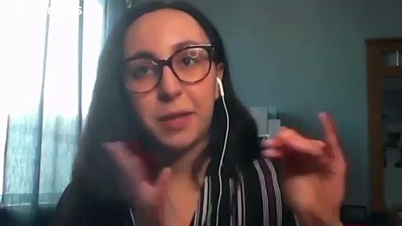 Magnetfeld macht's möglich: Schwarzes Loch scheint zu leuchten