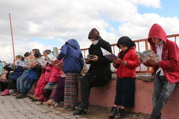 'Sırtımdaki Kütüphane' köy köy dolaşıyor