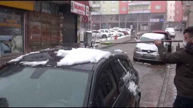 KAHRAMANMARAŞ - Afşin'de kar yağışı