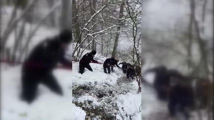 Uçuruma devrilen otomobilin sürücüsü UMKE ekiplerince kurtarıldı