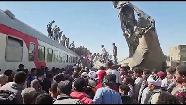 Decenas de muertos y heridos en accidente ferroviario en Egipto