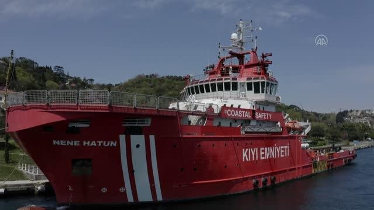 Türkiye'nin arama kurtarma gemisi Nene Hatun, Süveyş Kanalı'ndaki kaza için göreve hazır