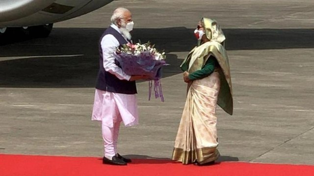 Bangladesh: PM Modi greeted with 'Bharat Mata Ki Jai' slogan