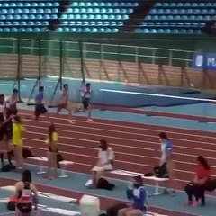 A runner who won the race laughed the trackers and put himself in an awkward position