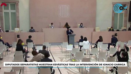 Diputados separatistas muestran esvásticas tras la intervención de Ignacio Garriga