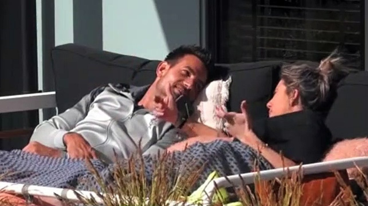 Michel en Julie over het stemmen - 26 maart 2021.