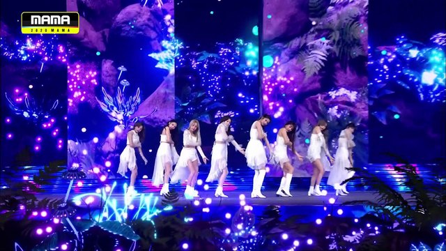 Twice [트와이스] - Mnet Asian Music Awards 2020