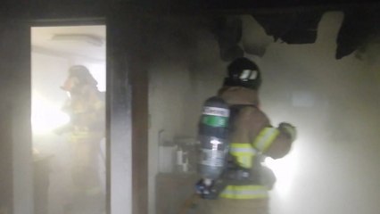 광주 아파트 화재로 일가족 3명 중상..."음식물 조리 중 불났다" / YTN