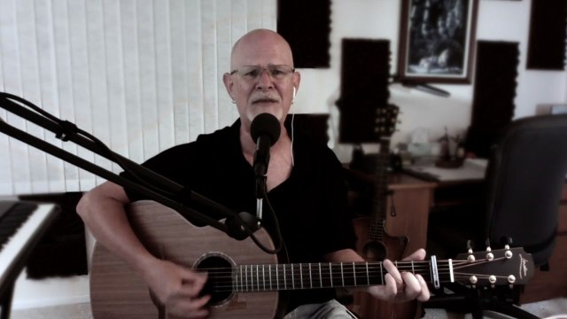 Rich Girl - Hall & Oates (cover-live by Bill Sharkey)