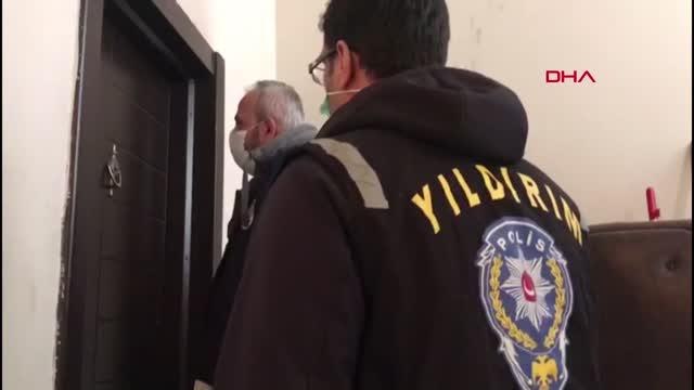 Bursa'da kaçak sigara üretilen depoya suçüstü baskın: 1 gözaltı