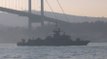Yunan savaş gemisi İstanbul Boğazı’ndan geçti