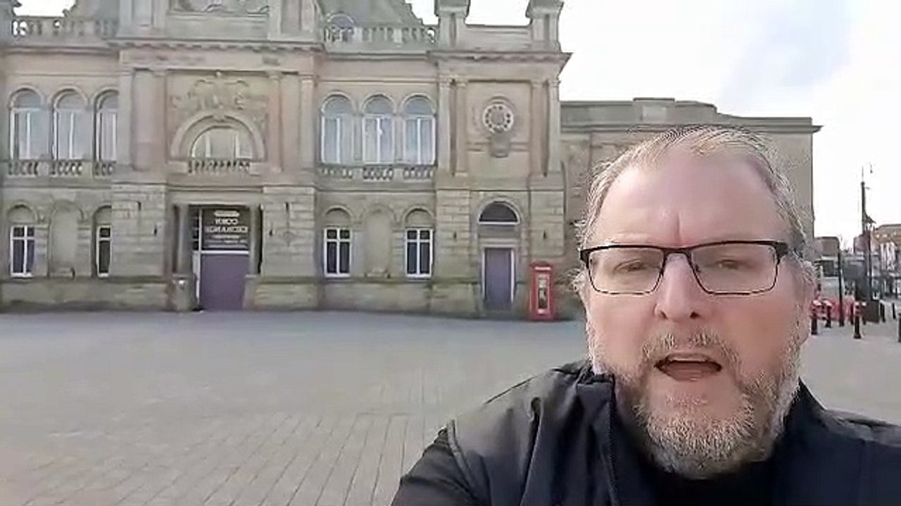 Darren Burke, reporter video, March 27