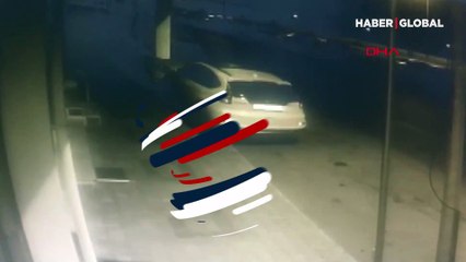 Kediyi yakalamaya çalışırken çamurluğu parçaladı