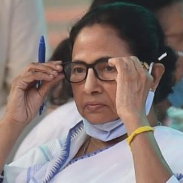 Bengal records 51.53 percent voter turnout till 1 pm