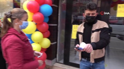 Isparta’da ucuz halı kuyruğu