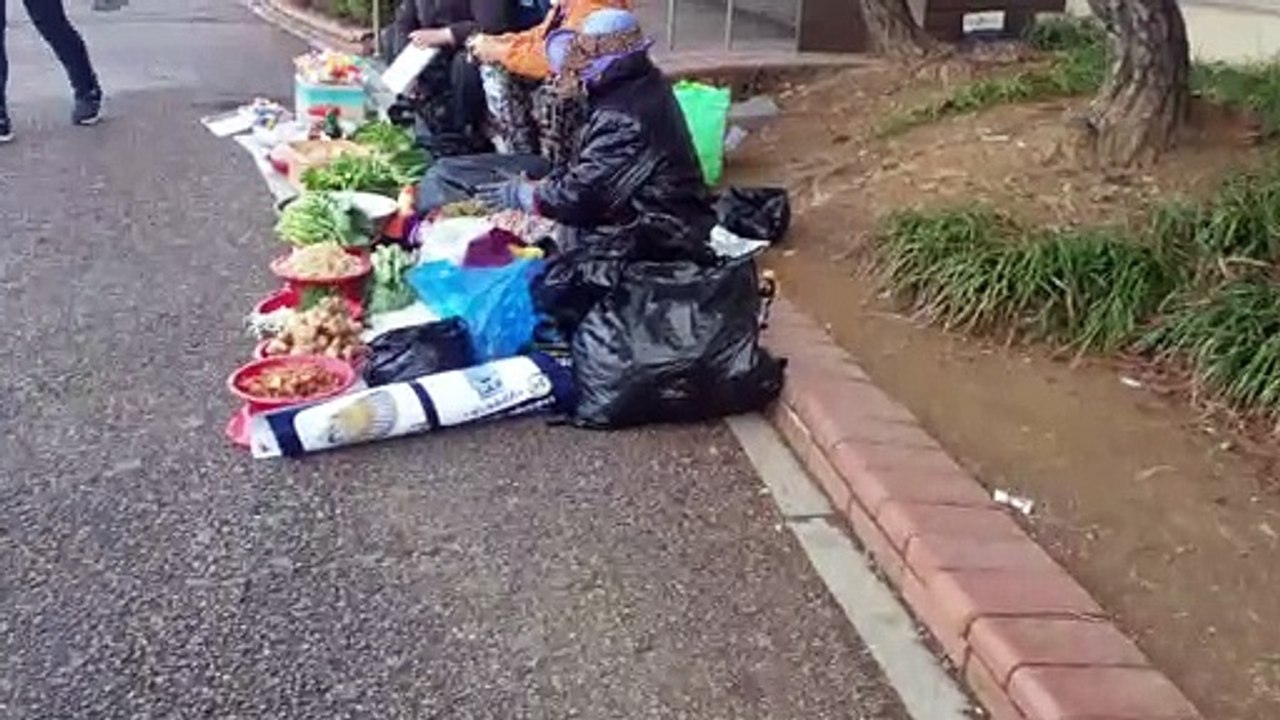 Korean poor market