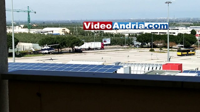 Andria: elicottero dei Carabinieri decolla dal parcheggio dell'ipermercato