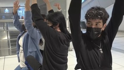 Una estación de tren se convierte en un salón de baile en Bruselas