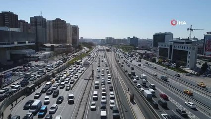 Kısıtlamasız cumartesi gününde İstanbul'da trafik yoğunluğu
