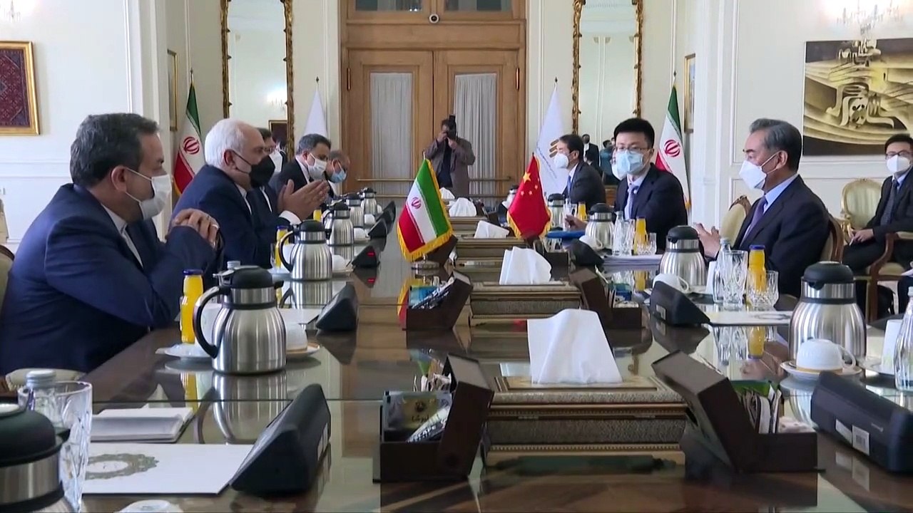 إيران والصين وقعتا اتفاقية تعاون تجاري واستراتي...