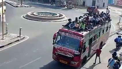 दोहरा जोखिम उठा रहे बस से सफर करने वाले यात्री