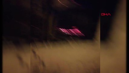 BALIKESİR Engelli kardeşlerin yaşadığı ev yanarak, küle döndü