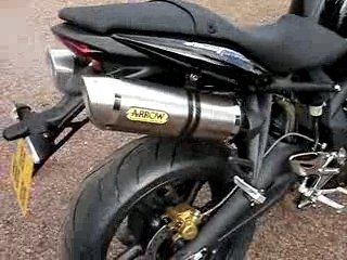 Triumph street triple 675 arrow