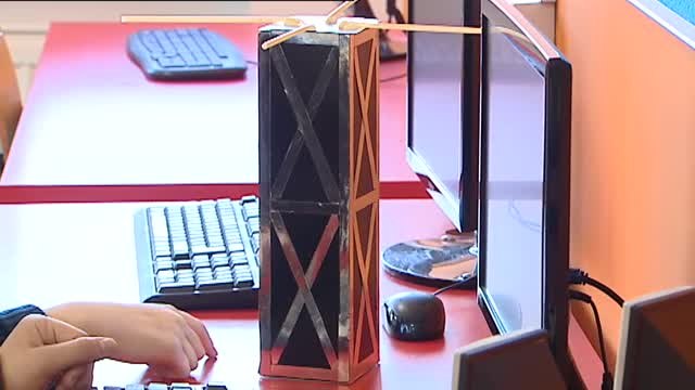Alumnos de un instituto público de Madrid lanzarán un nano satélite al espacio