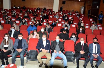 Hakkari'de "Yatırlı Günler" tiyatro oyunu sahnelendi