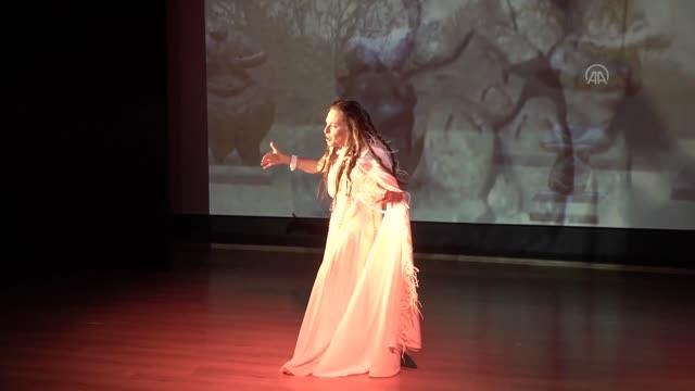 BALIKESİR - Ayvalık'ta Kadın Oyunları Festivali Ben Anadolu oyunuyla sona erdi