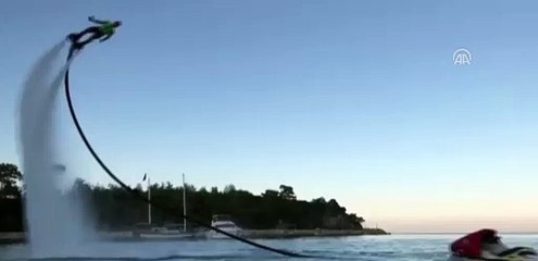 Flyboard şampiyonunun bacağı böyle kırıldı