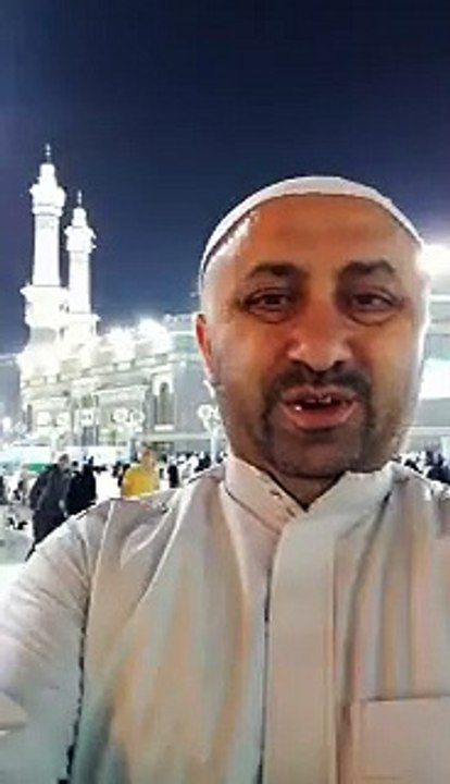 Ömer Döngeloğlu Kabe'nin avlusundan seslendi