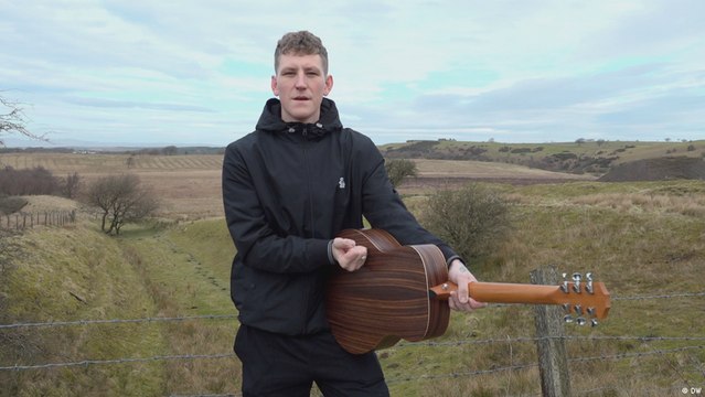 من ساعي بريد إلى نجم أغاني: نيثن إيفنس