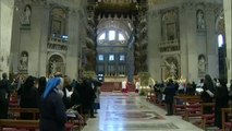 El papa Francisco oficia la misa del Domingo de Ramos con apenas 120 asistentes