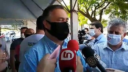 Beto Preto e Governador acompanham vacinação em Apucarana