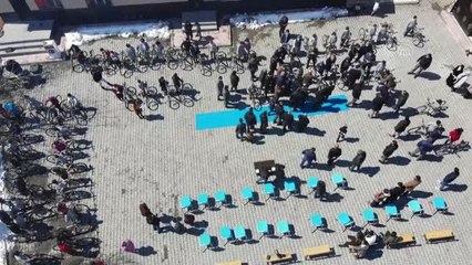 Son dakika... Gençlik ve Spor Bakanı Kasapoğlu, gönderdiği bisikletlerle Ağrılı öğrencileri sevindirdi