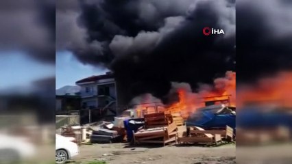 - Fethiye’de ikinci el eşya mağazasının deposunda yangın çıktı