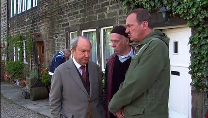 Last Of The Summer Wine S27/E2 How To Remove A Cousin' Peter Sallis • Frank Thornton • Kathy Staff