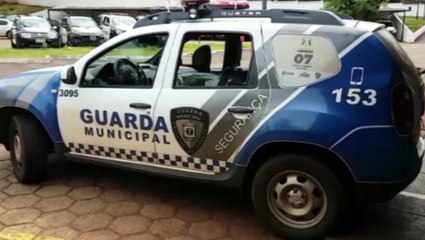 Servidores da Guarda Municipal detém homem por violência doméstica no Jardim Clarito