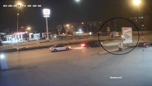 Son dakika! Hasta taşıyan ambulans ve otomobilin karıştığı kaza kamerada