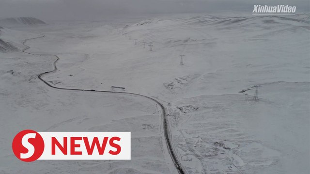 Guardians of artery road in China's Tibet