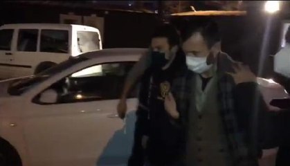 ÜMRANİYE'DE ATM'LERE KART KOPYALAMA DÜZENEĞİ YERLEŞTİREN ŞÜPHELİ YAKALANDI
