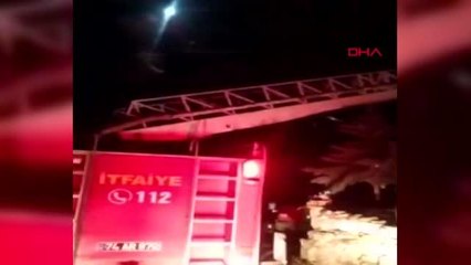 Bartın'da ev ve ahır yandı